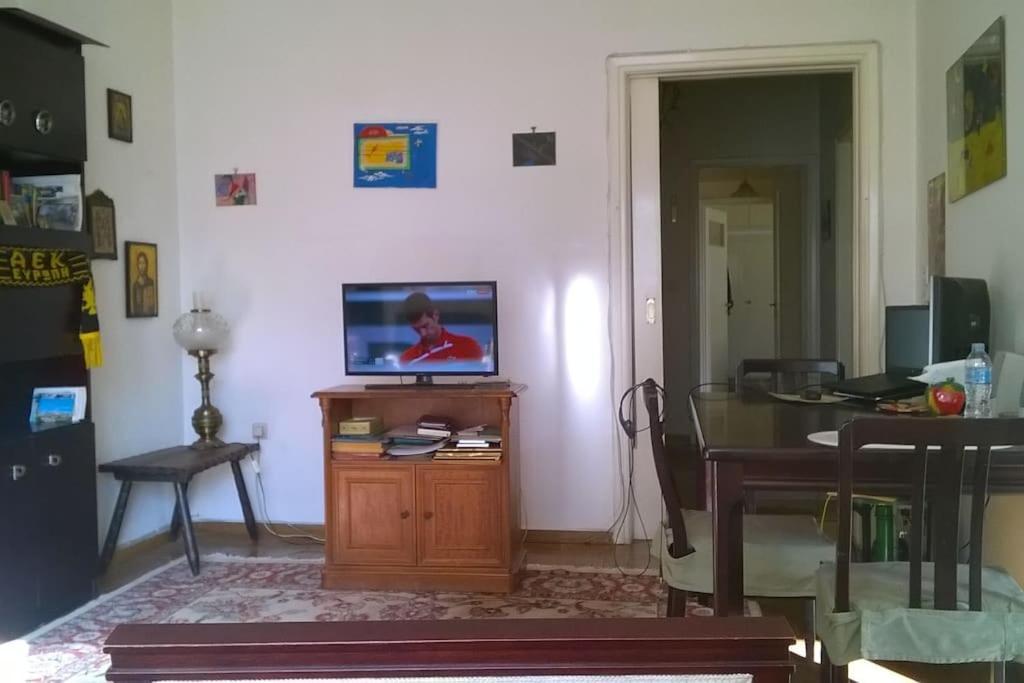 Private Bedrooms In Shared Apartment 135 Sm Athens Center Exterior photo