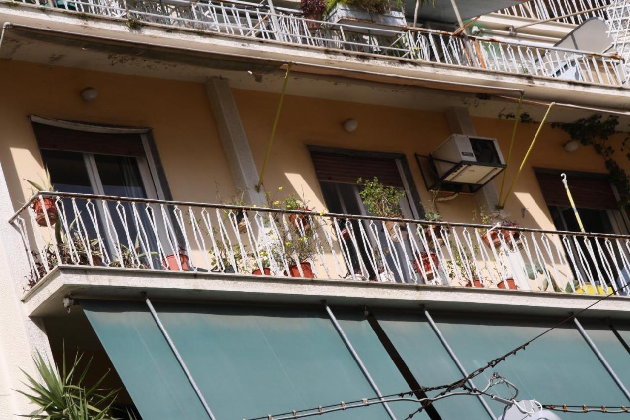 Private Bedrooms In Shared Apartment 135 Sm Athens Center Exterior photo